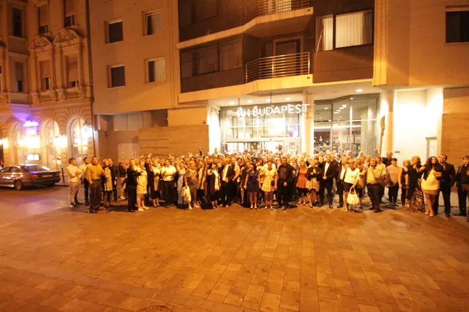 Budapest event med lite gruppefoto